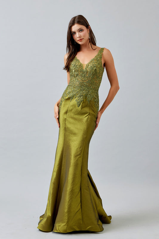 Vestido Corte Sirena con Cuello V con Encaje Bordado con Cristales (Varios Colores)