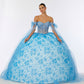 Vestido de Fiesta con Hombros Descubiertos de Tul Bordado con Brillos y Lentejuelas, Color Ice Blue