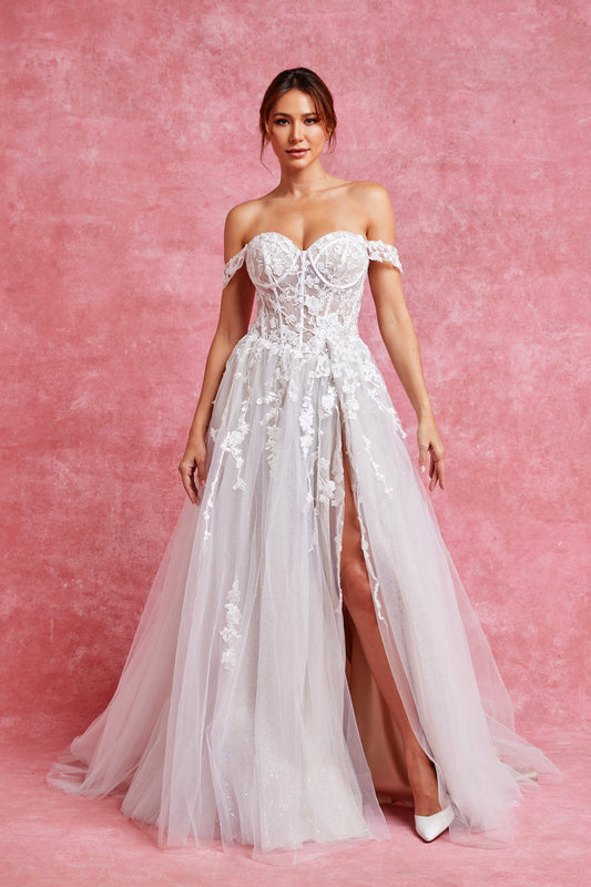 Vestido de Novia Línea A Con Hombros Descubiertos y con Abertura Color Off White Nude