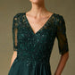 Vestido Corte Recto Manga tres cuartos, escote en V. Color Dark Green.