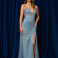 Vestido Entallado, Escote en V Profundo, con Tirantes y Abertura en la Pierna, Totalmente Bordado, Color Ice Blue