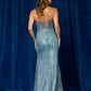 Vestido Entallado, Escote en V Profundo, con Tirantes y Abertura en la Pierna, Totalmente Bordado, Color Ice Blue