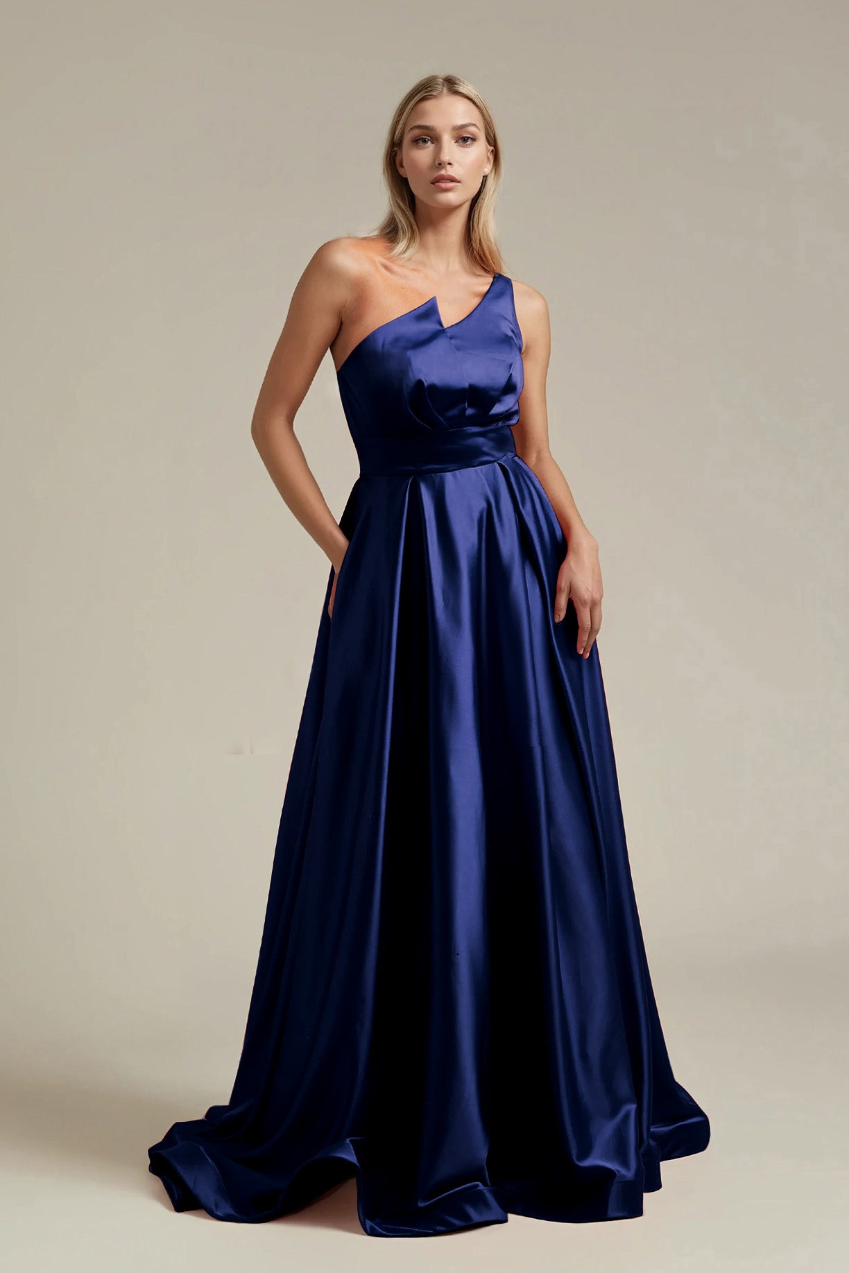 Vestido Línea A Con Bolsillos Laterales y con Una Manga (Dos Colores)