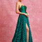 Vestido en Línea A, Sin Tirantes, Escote en Corazón y con Abertura (Varios Colores).