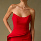 Vestido Entallado, Escote Ojo de Gato y Abertura en la Pierna, Color Red