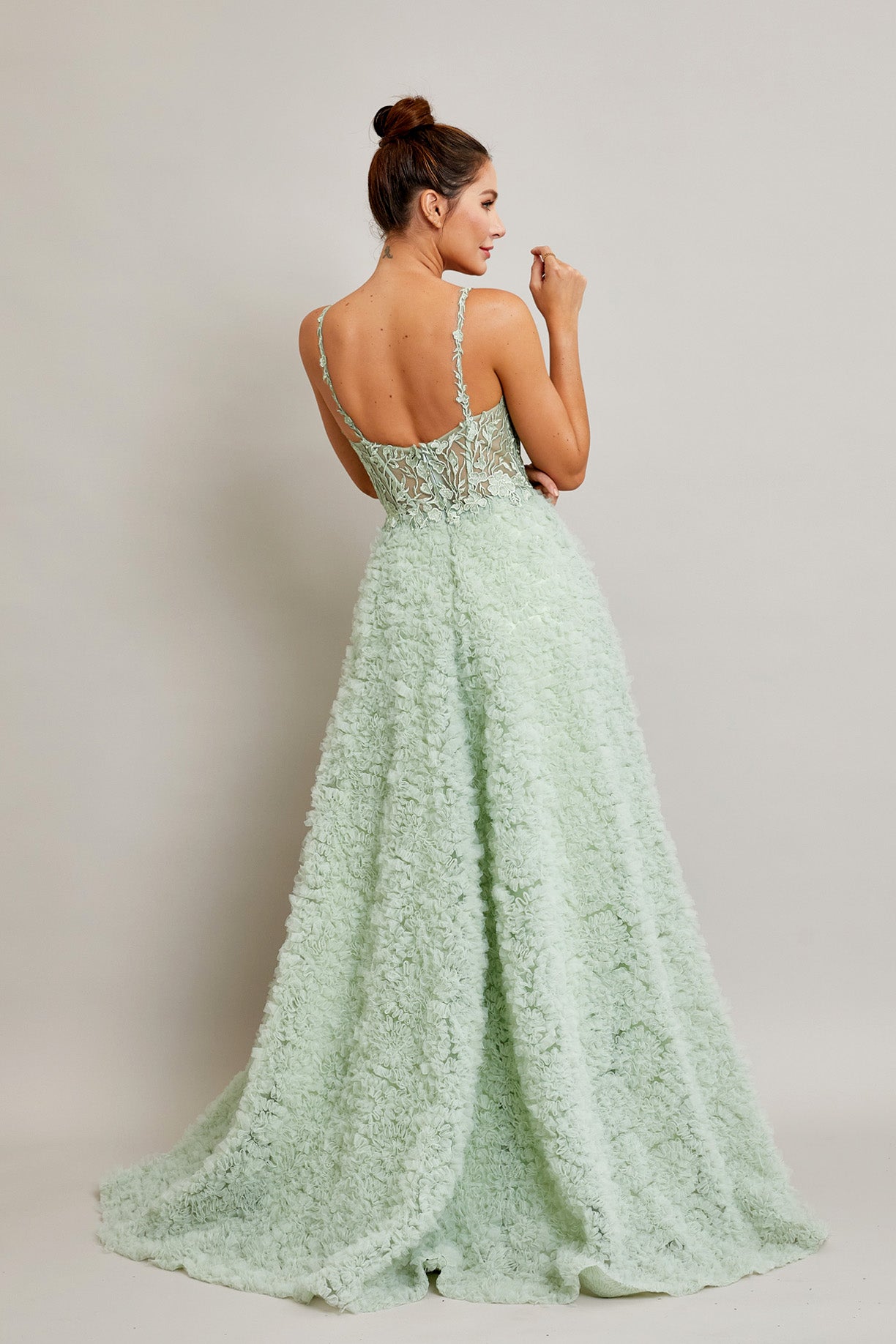 Vestido en Línea A sin Mangas y Escote en Corazón Color Sage.