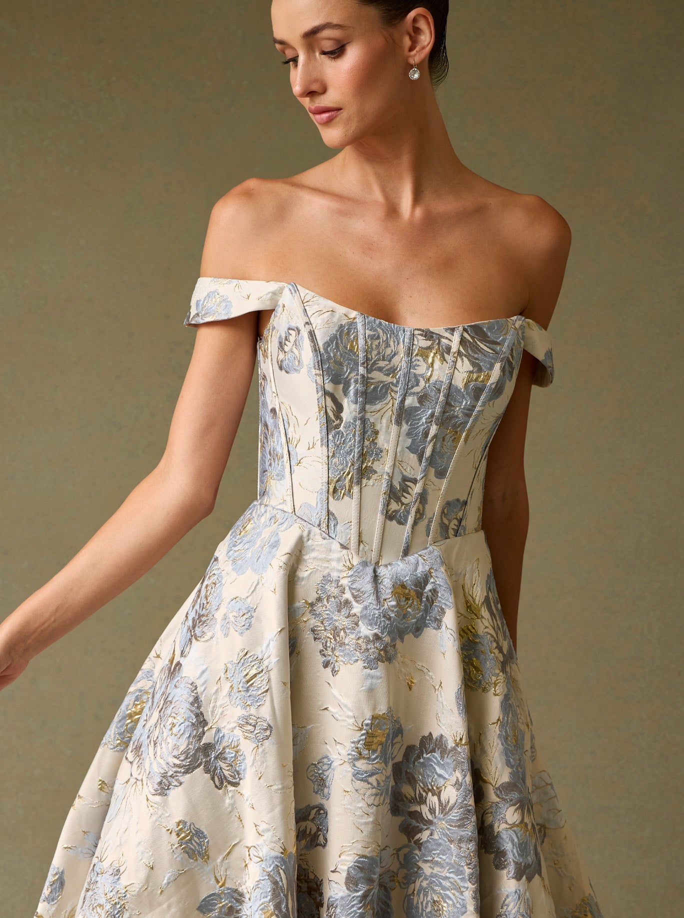 Vestido de Jacquard Estampado, con Hombros Descubiertos, Escote Corazón y Bolsillos Laterales, Color Ice Blue Print