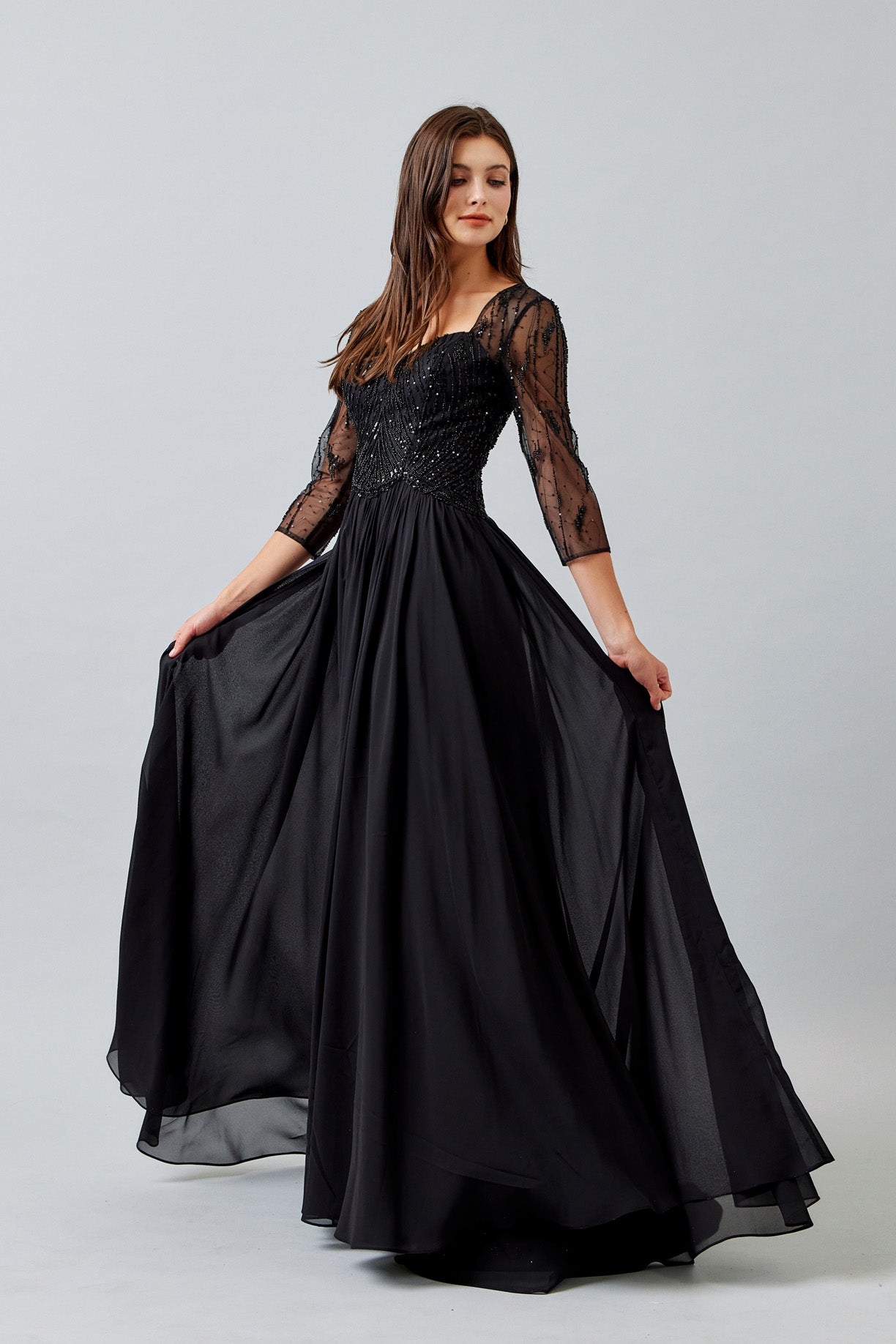 Vestido en Línea A con Manga Laga Color Black