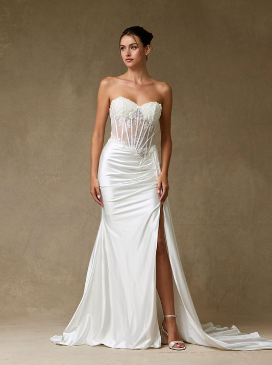 Vestido de Novia, Escote Corazón, Corpiño Transparente de Encaje Bordado con Lentejuelas y Cristales, Color Off White