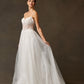 Vestido de Novia Línea A con Bordado de Lentejuelas y Perlas color Off White.