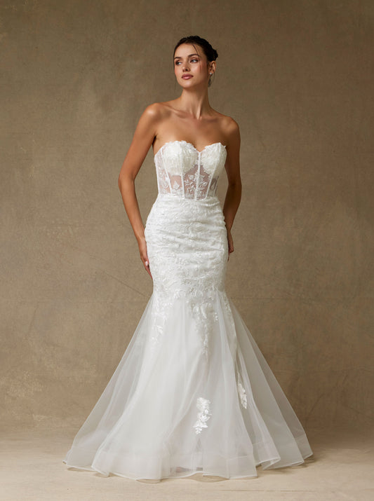 Vestido de Novia Corte Sirena, Escote Corazón de Tul Bordado con Lentejuelas, Color Off White