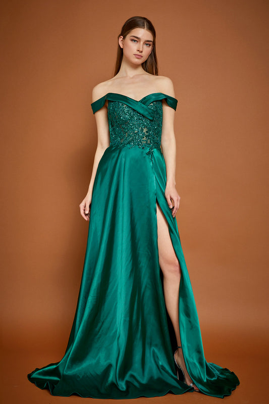 Vestido en Línea A Cuello en Corazón y Hombros Caidos Color Hunter Green