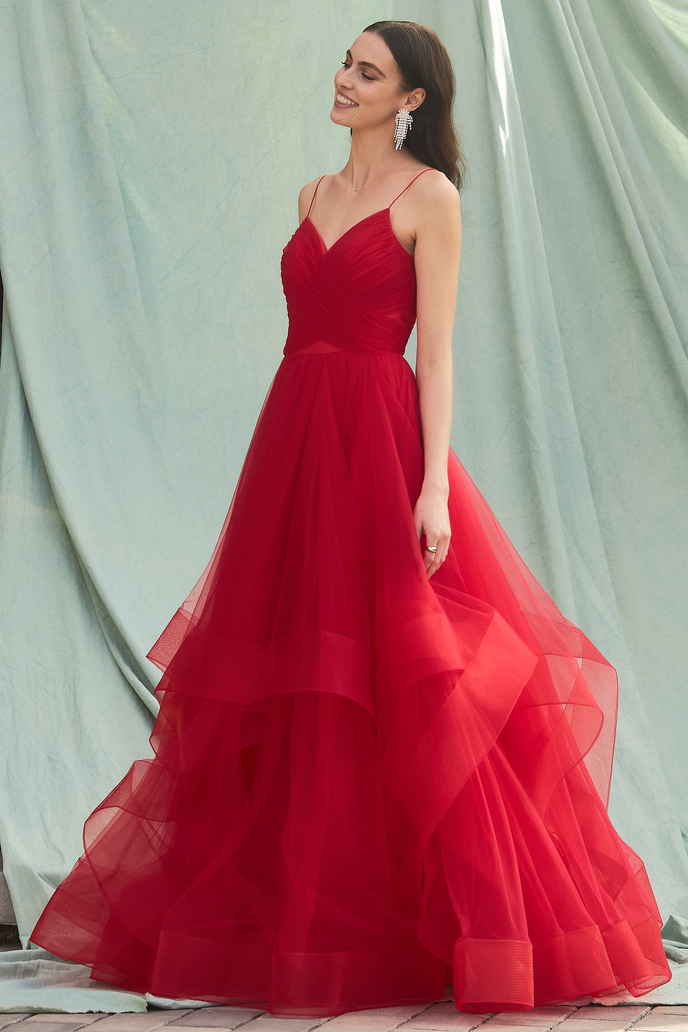 Vestido cruzado con tirantes y caída en V Colores Red y Royal