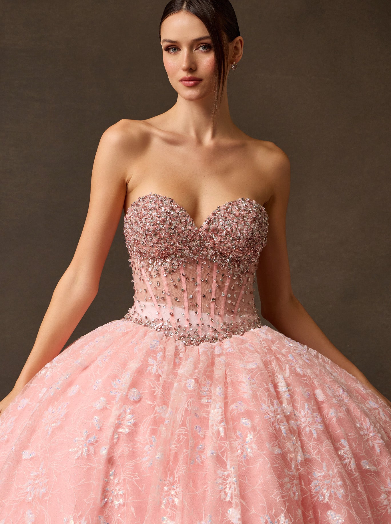 Vestido de Fiesta de Tul con Brillo Bordado con Lentejuelas y Cristales, Color Pink