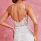 Vestido de Novia Corte Sirena Escote en Pico y con Cinturon Fijo.