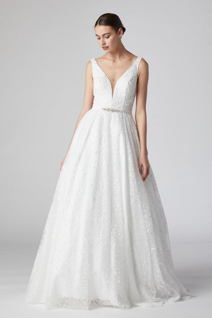Vestido de Novia en Línea A de Encaje con Cinturón y Escote en V, Color Off White.