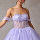 Vestido de Fiesta Hombros Fuera Escote Corazón y con Cordones en la Espalda Color Lilac