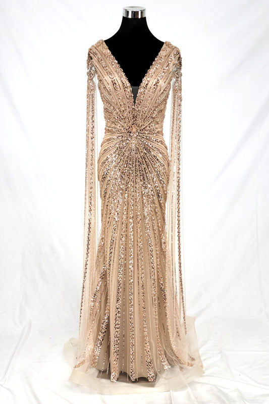Vestido con cuello en V, Adornado con Lentejuelas y Cuentas con Mangas Tipo Capa, Color Black y Champagne