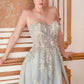 Vestido con Escote Corazón Aplicaciones y Encaje Floral, sin mangas brillante.