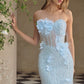 Vestido Ajustado Corto con Corpiño Transparente, Aplicaciones de Cuentas y Detalles Florales en 3D, Color Lt Blue