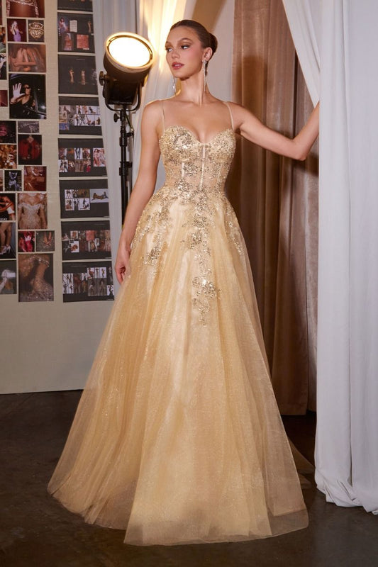 Vestido en Corte A de Tul Brillante, con Aplicaciones de Encaje Bordado, de Tirantes y Escote Corazón, Varios Colores