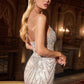 Vestido Corto con Brillos de Cuentas y Escote Profundo en V, Colores Rose Gold y Silver Nude
