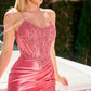 Vestido de Satén con Glitter  y Detalles de Encaje con Abertura, Color Coral