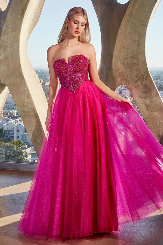 Vestido de Línea de Tul y Lentejuelas sin tirantes. Color Magenta