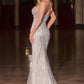 Vestido Escote corazón ilusión con tirante halter y cuentas geométricas Color Silver Nude.
