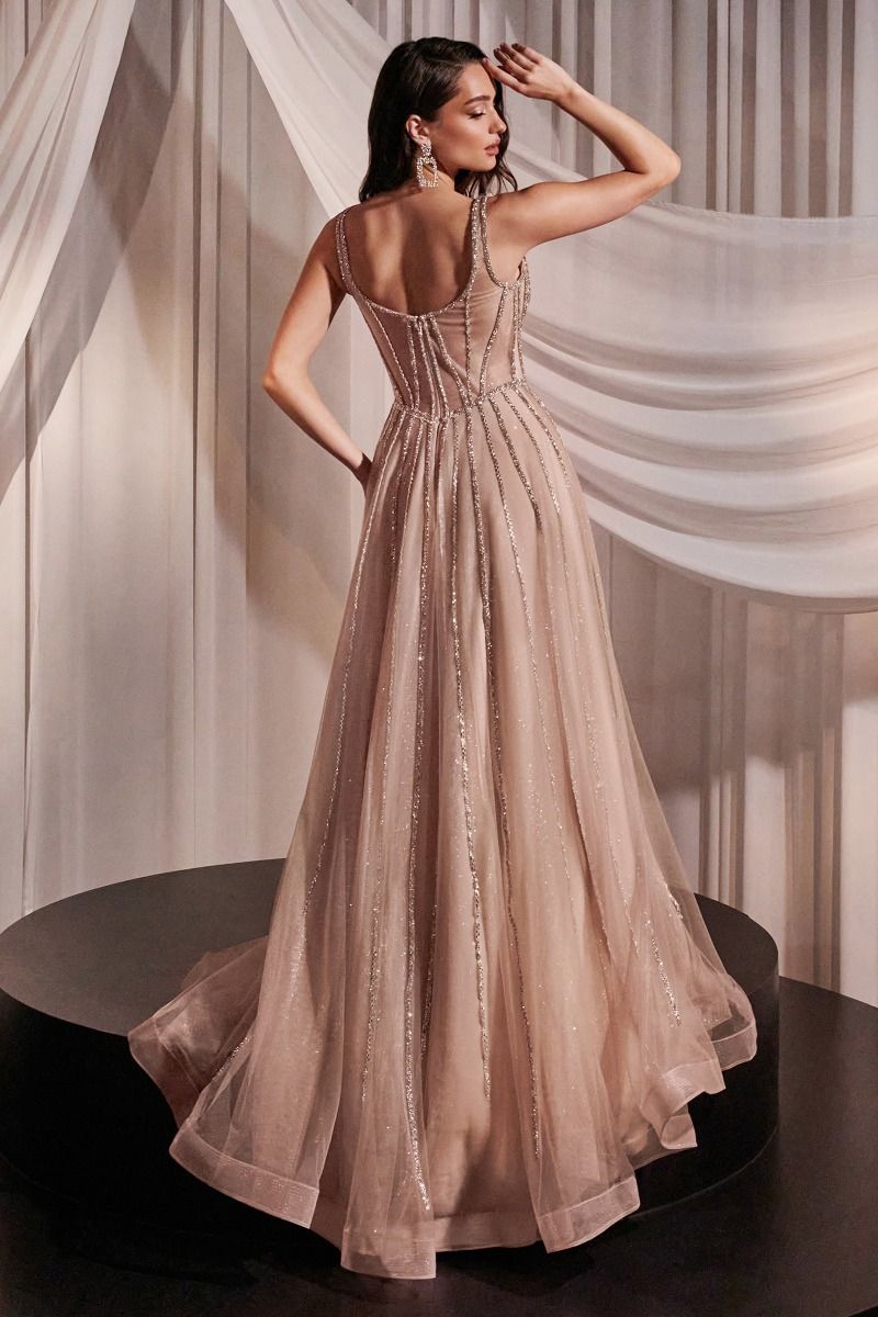 Vestido de Tul a Capas con Decoraciones Color ROSE CHAMPAGNE