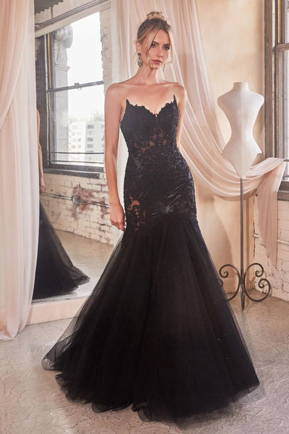 Vestido Corte Sirena de Encaje y Tul Sin Tirantes. (Variedad de colores)