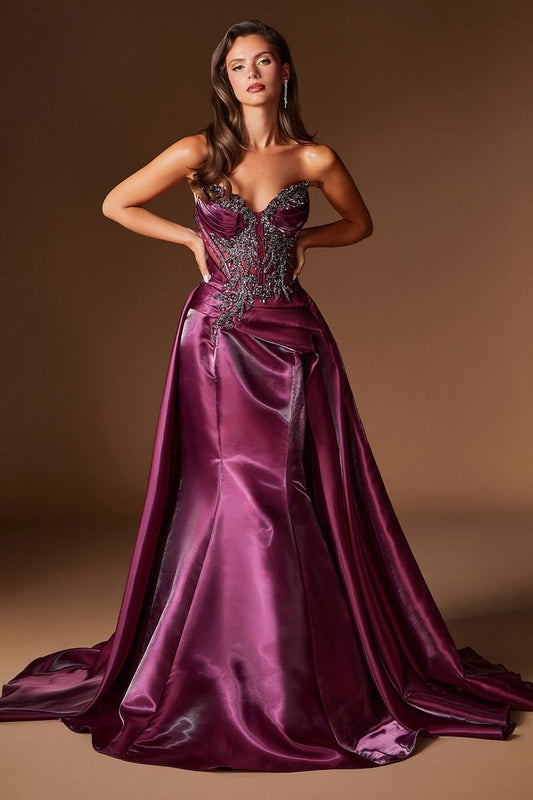 Vestido Core Sirena con Sobrefalda con Bordado y Drapeado, Colores Mocha Gold y Plum Noir