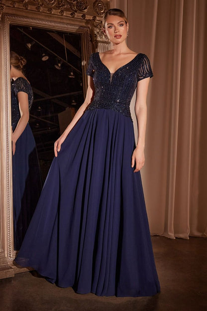 Vestido Línea A Chifón con Cuentas Color Navy.