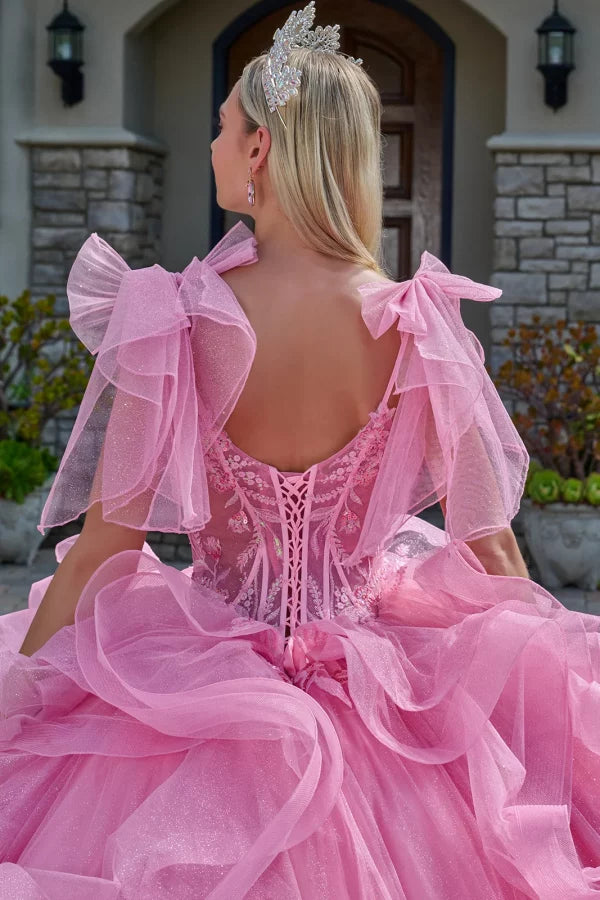 Vestido de Fiesta con Finos Tirantes Adornados con Lazos Brillantes, con Intrincados Bordados y Cuentas Brillantes, Color Pink
