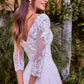 Vestido de Novia en Línea A con  Escote alto, mangas tres cuartos y espalda en V Color Off White