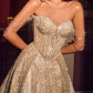 Vestido de Gala con Drapeado y Pedrería de Cristal, Falda Amplia con Acabados Brillantes, Varios Coloresl