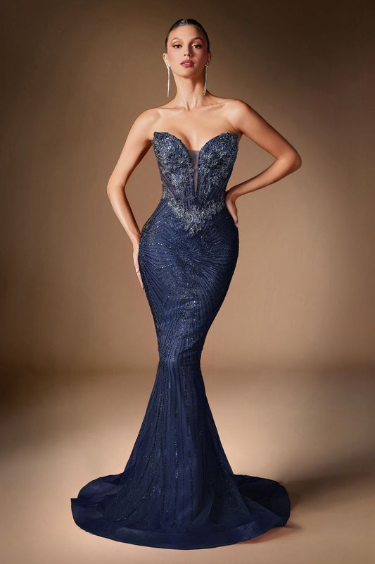 Vestido Corte Sirena con  Escote de corazón profundo sin tirantes, corpiño transparente y motivo lineal de cuentas (Varios Colores)