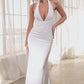 Vestido de Novia Escote halter con escote en V pronunciado y pliegues de gasa suave. Color Off White