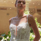Vestido de Novia Corte en A con Aplicaciones en Flores y Abertura en la pierna