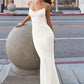 Vestido de Novia Parte delantera lisa con espalda descubierta y delicados detalles de encaje.Color Off White