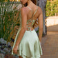 Vestido Corto de Satén, Falda con Vuelo Acampanada, Escote Drapeado, Espalda Abierta con Cordones (Varios Colores)
