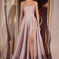 Vestido Línea A Abrillantado sin Mangas y con Abertura. (Varios Colores)