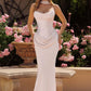 Vestido de Novia Corte Recto Escote Drapeado, Detalle de Bufanda de Gasa, Delicados Detalles Drapeados en la Cadera, Color Off White