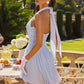 Vestido Corto de Chiffon, Escote Halter, Cintura Fruncida y Falda Fluida (Varios Colores)