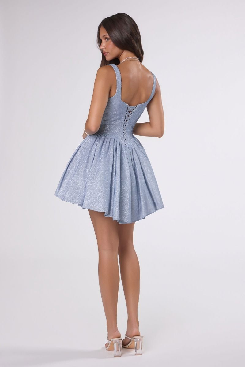 Vestido Corto en A con Brillos, con Escote Cuadrado y Corsé (Varios Colores)