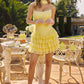 Vestido Corto de Corpiño Ajustado con Minifalda de Volantes Escalonados (Tres Colores)