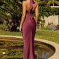 Vestido Ajustado con Escote Halter Pronunciado, Corpiño Estilo Corsé, Falda de Satén Drapeada y Espalda Descubierta, Colores Blue y Mulberry