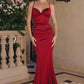 Vestido Ajustado de Satén con Escote de Corazón y Tirantes (Varios Colores)
