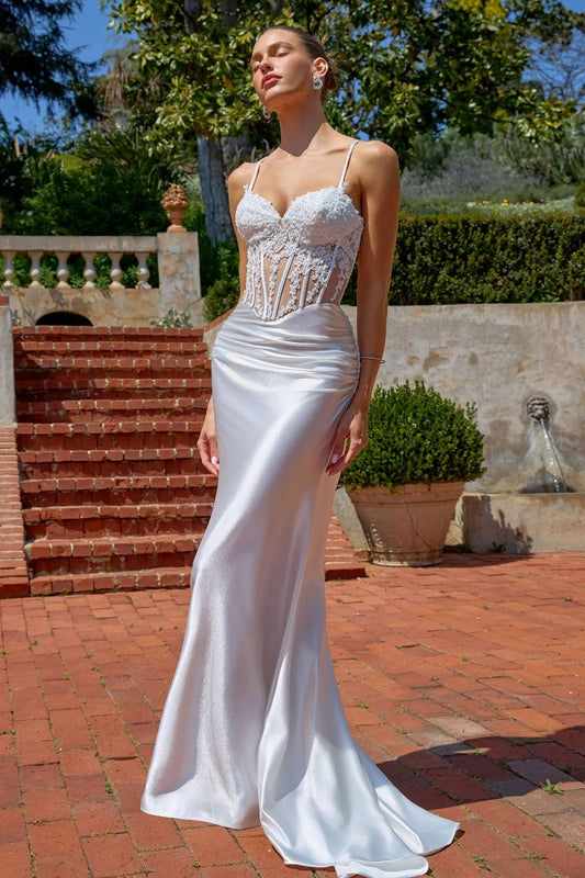 Vestido de Novia Corte Sirena, con Corpiño de Corsé Transparente Adornado y Falda de Satén Elástico, Color Off White