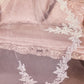 Velo de Novia  de encaje festoneado floral Color Off White.